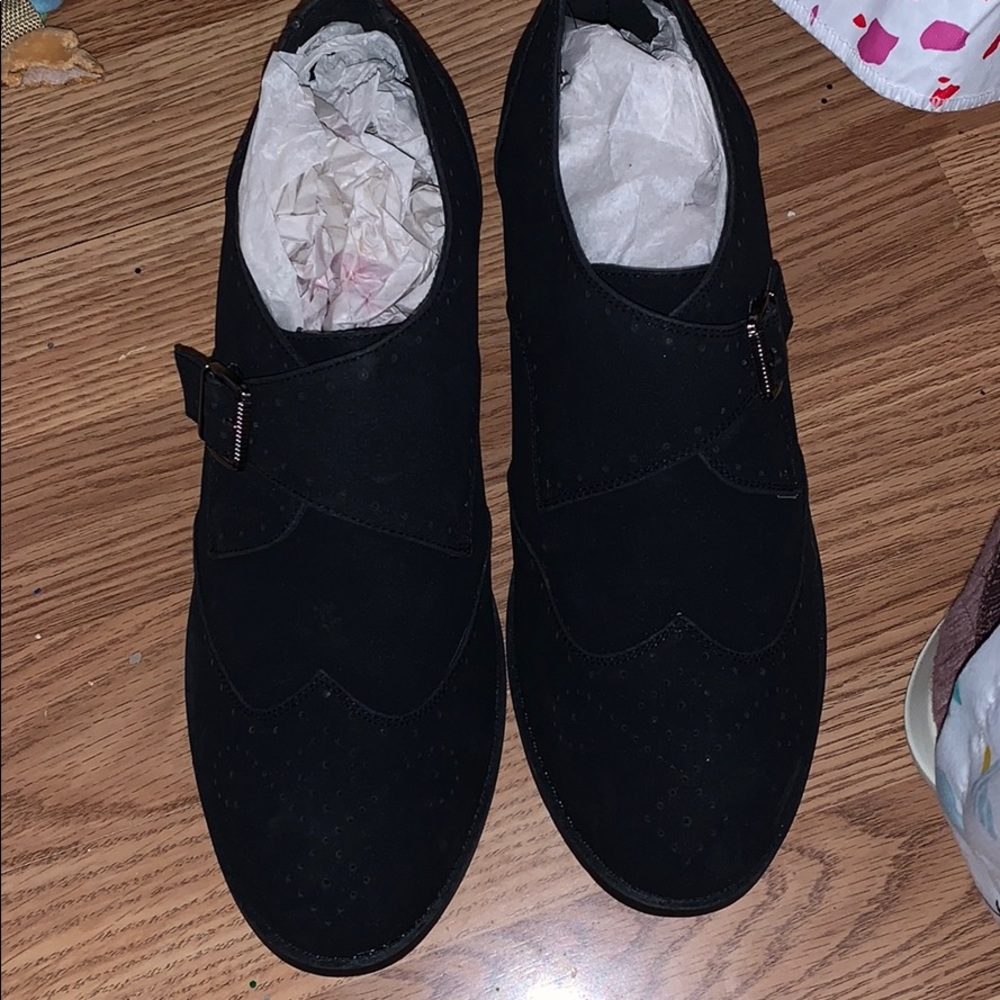 NWT Mens slip on shoes black 10.5 cushioned
